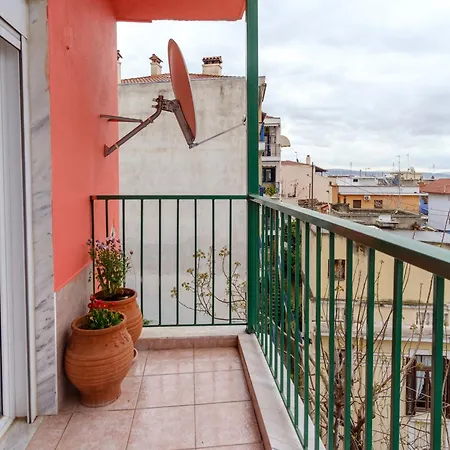 Gimispacetop - Panoramic Upper Town 2Br Residence - Quiet City Escape