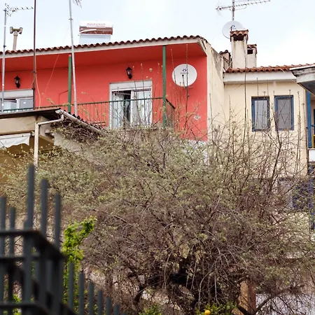 Gimispacetop - Panoramic Upper Town 2Br Residence - Quiet City Escape *