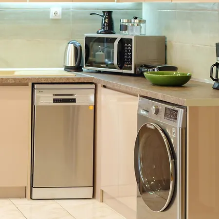 شقة Gimispacetop - Panoramic Upper Town 2Br Residence - Quiet City Escape سالونيك