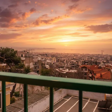 Gimispacetop - Panoramic 2br With Views