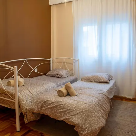 Gimispacetop - Old Town Panoramic View 2br *