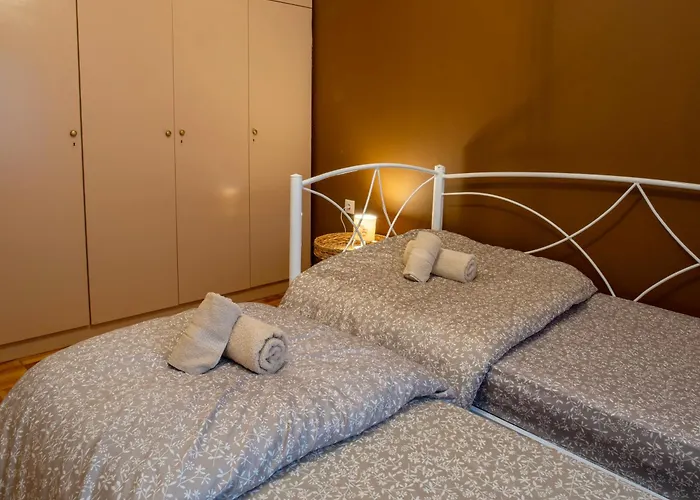 Gimispacetop - Panoramic 2br With Views