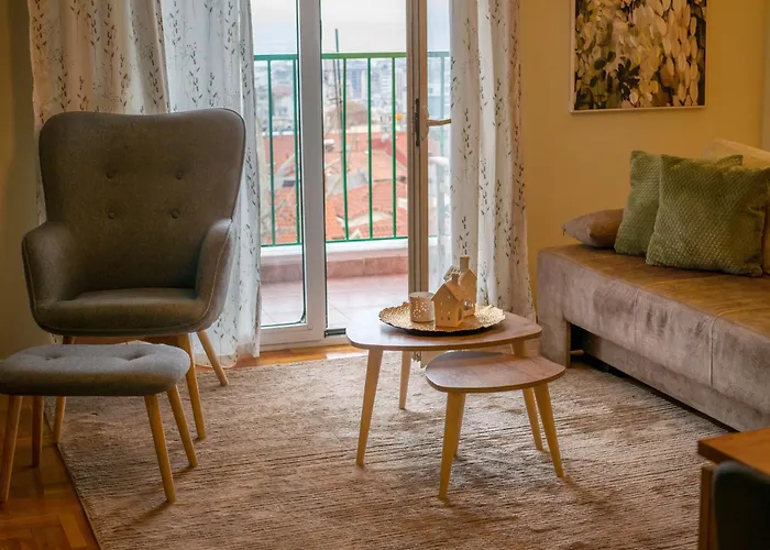 Apartment Gimispacetop - Panoramic 2br With Views *